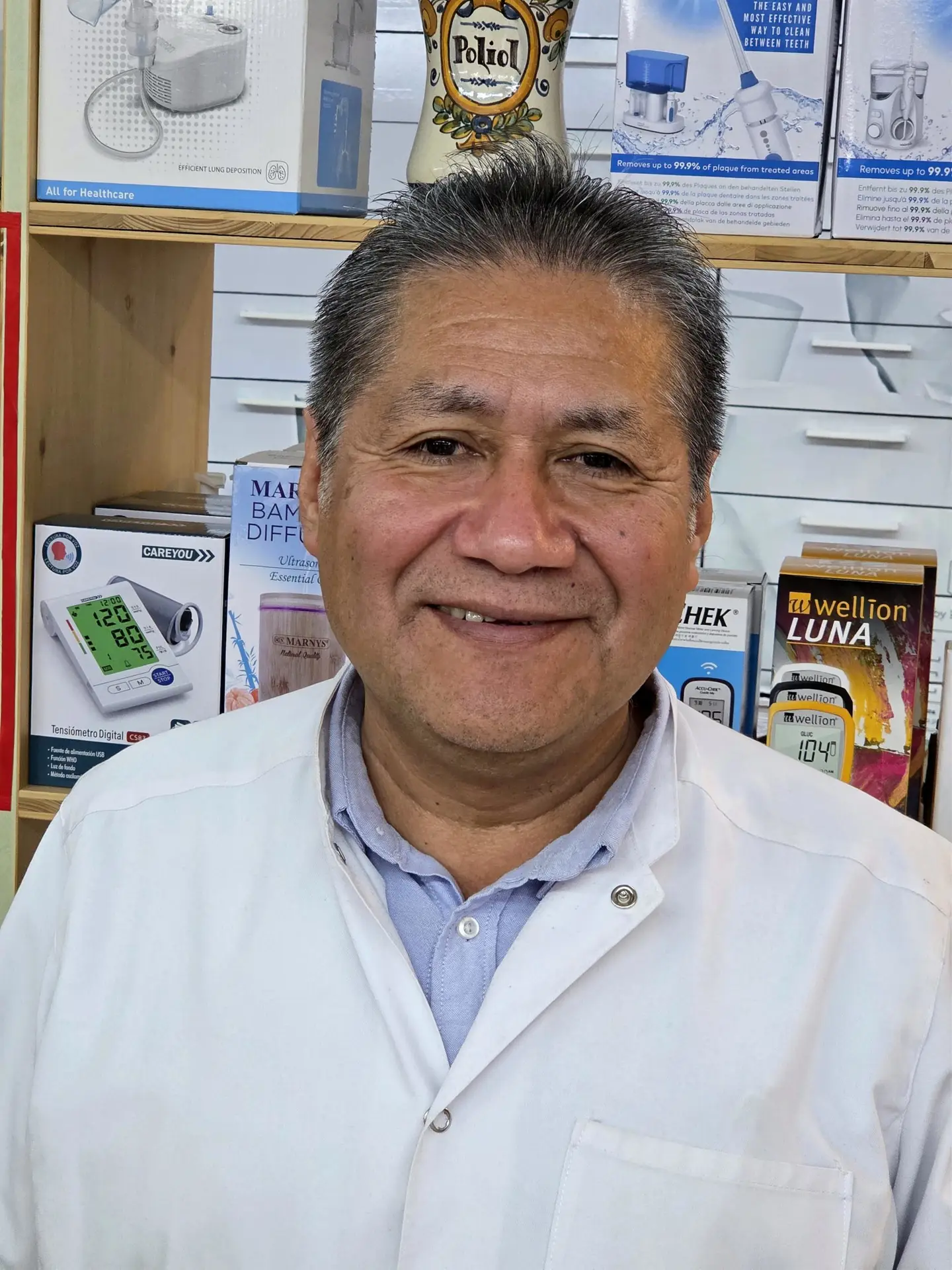 Lorenzo Castillo Silva, químico farmacéutico en Andorra